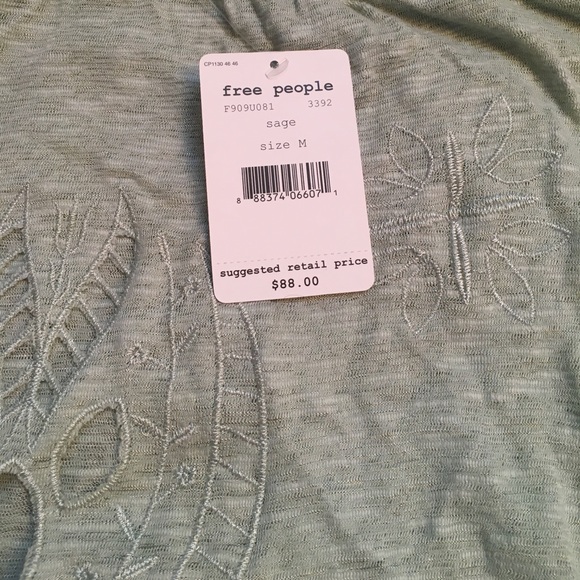 Free People pale green Peasant Top - Picture 3 of 3